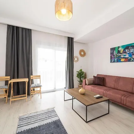 Comfortable Modern Flat With Balcony In Muratpasa, Antalya